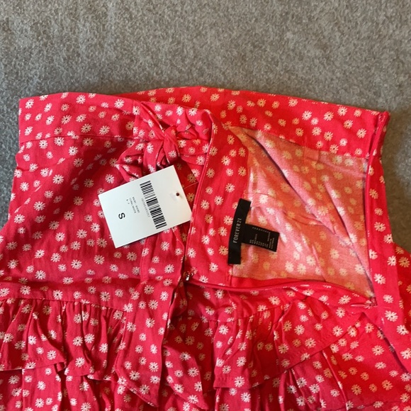 Coral skirt - Picture 2 of 3